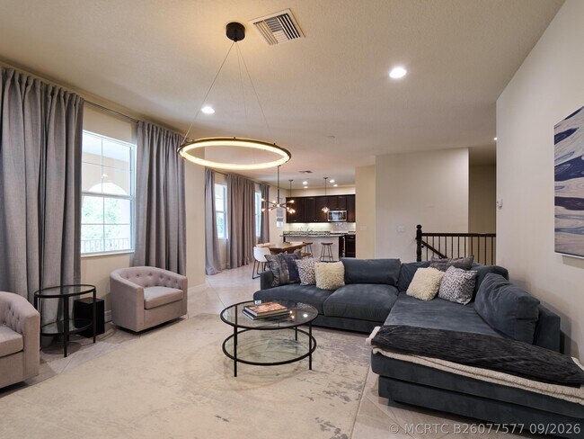 Photo - 1080 Community Dr