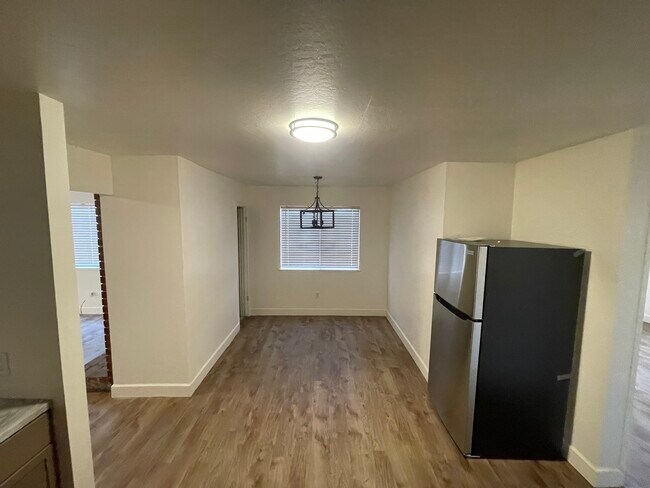 Photo - 1015 Glen Rd