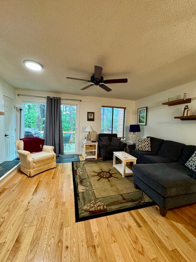 Photo - 74 Dunvegan Woods Unit 74