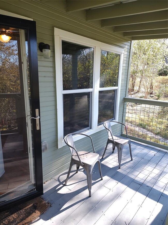 Photo - 2102 Yellow Jacket Ln