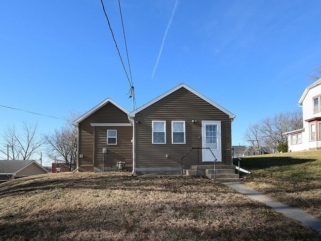 Photo - 161 S Walnut St