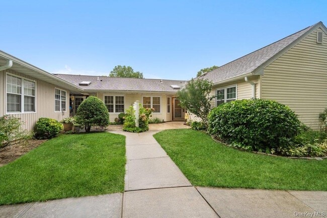 21 Revere Dr