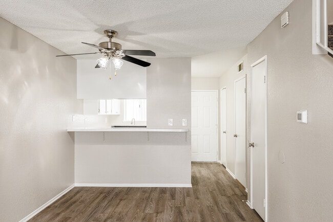 Woodlands West Townhomes