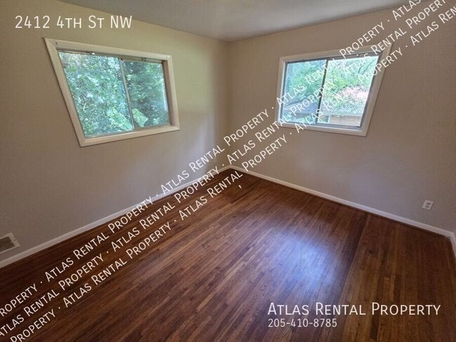 Photo - 2412 4th St NW