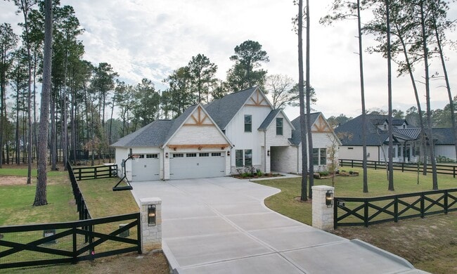 Photo - 21359 Monarch Dr