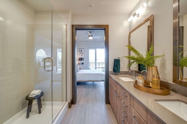 Photo - Cortland Glenwood South