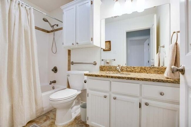 Photo - 4720 Pinon Ridge Dr