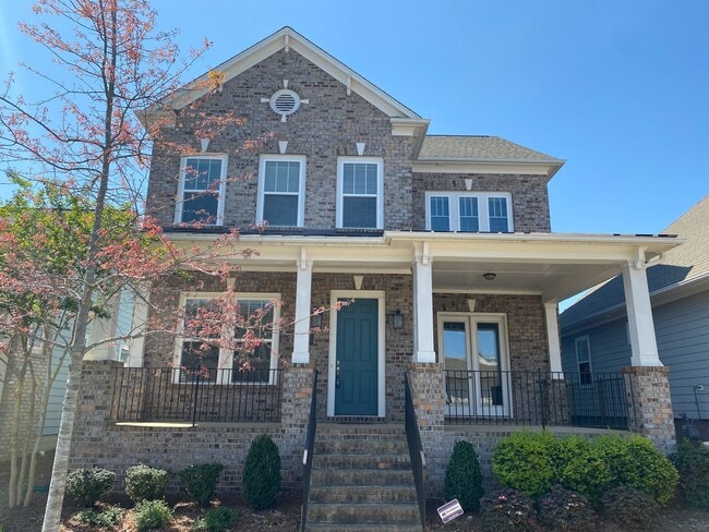 Stunning move in ready home located in the... - Stunning move in ready home located in the...
