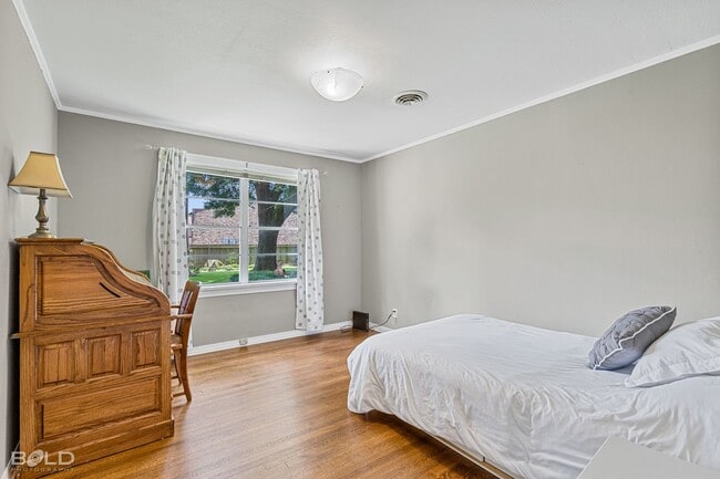Photo - Adorable Broadmoor rental!