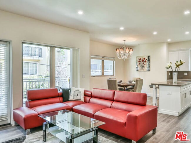 Photo - 1424 S Bentley Ave Unit 402