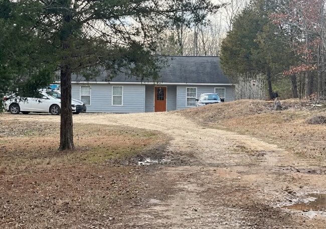 Building Photo - 510 Henderson Rd