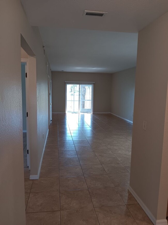 1328 SE 8th Ave Unit 1328 SE 8th Ave #101