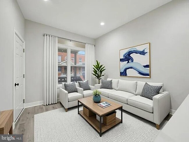 Photo - 1236 W Airdrie St Unit A