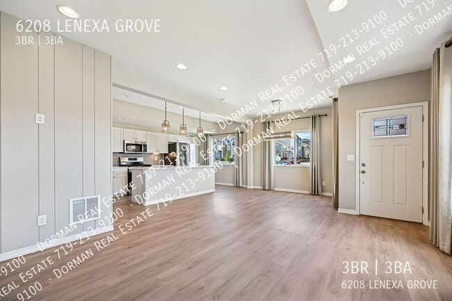 Photo - 6208 Lenexa Grv