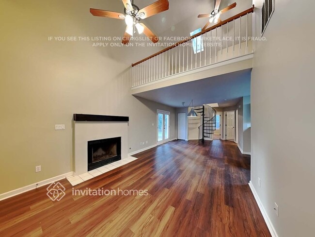 Photo - 740 Avening Ct