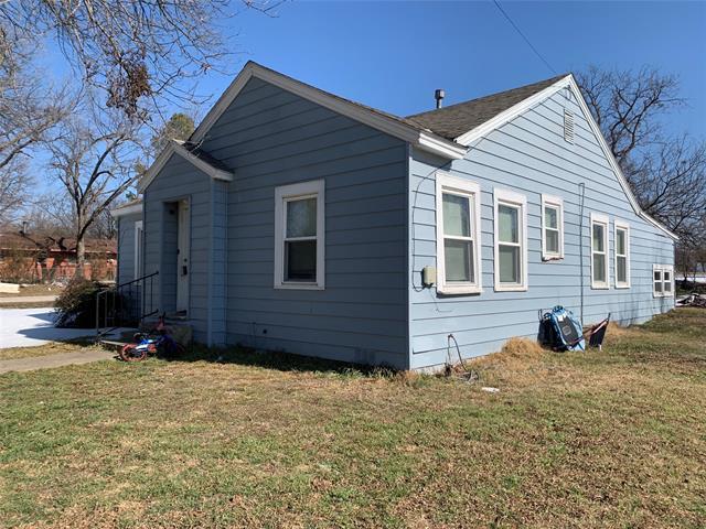 Photo - 920 Hancock St