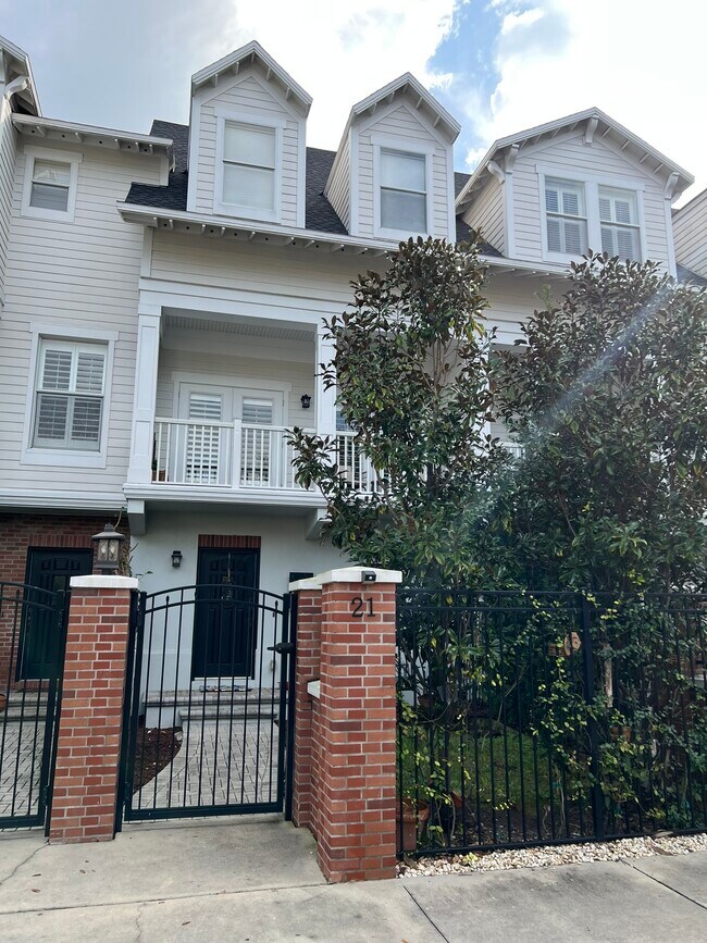 Photo - 2442 W Mississippi Ave