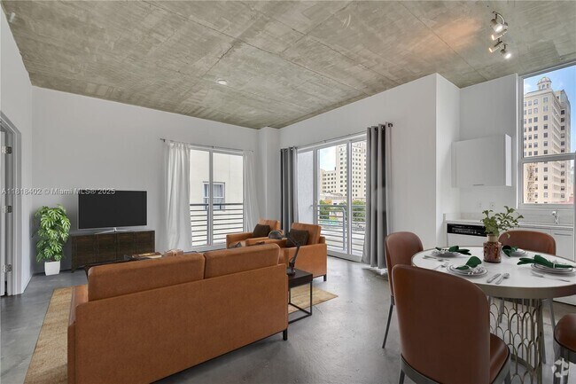 Building Photo - 133 NE 2nd Ave Unit 419 Rental