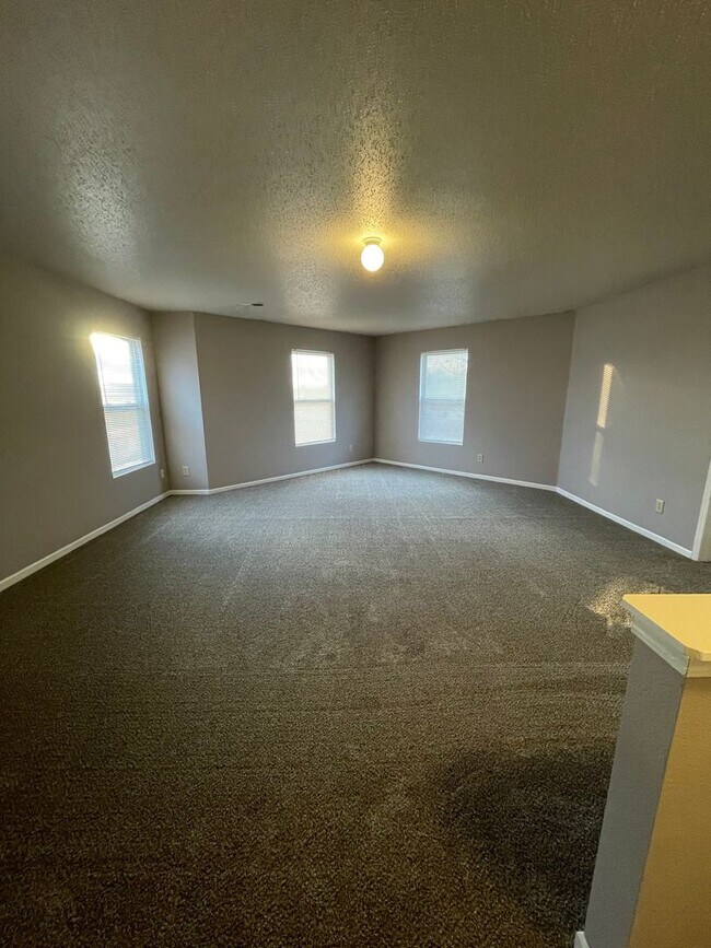 Photo - Franklin Twp - 3 BR 2 story