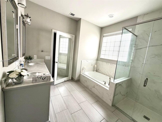 Photo - 6534 NW 80th Dr