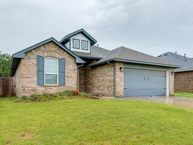 Photo - 8717 Yassir Blvd