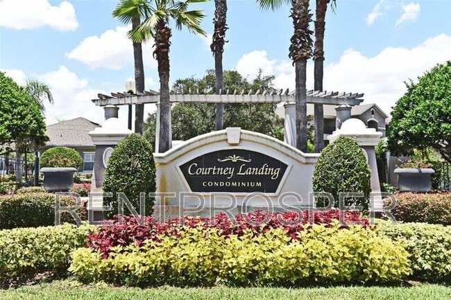 Building Photo - 6530 Swissco Dr Unit 1114