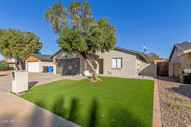 Photo - 4107 N 106th Ave