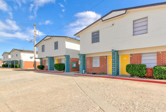 Bradford Square Apartments