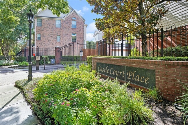 Photo - 4443 Castle Ct Pl