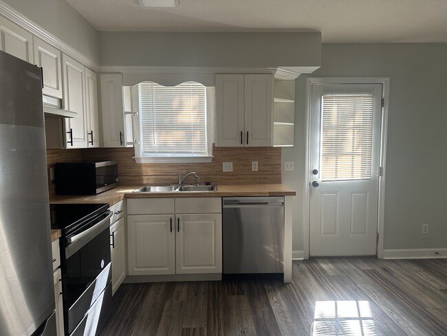 Photo - 6714 Jefferson Pl