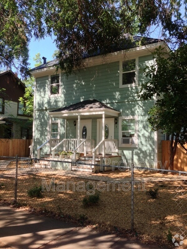 Rentals near The Studios Central 12 Rentals