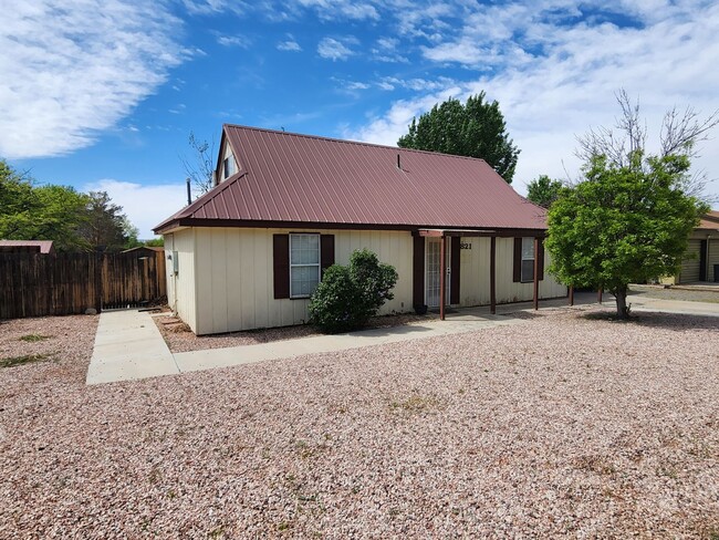 Photo - 2 Bedroom Home Located in Bloomfield