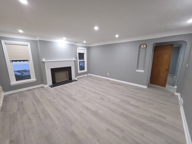 Photo - 4493 Telhurst Rd