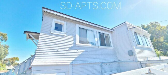 Photo - 4137 Falcon St