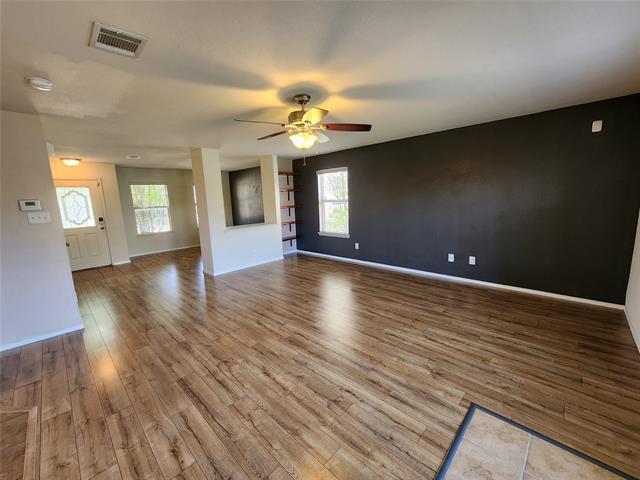 Photo - 5709 Valley Stream Way