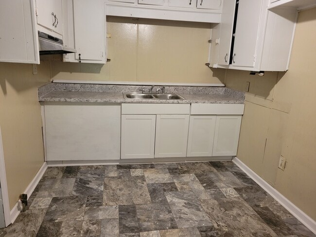 Photo - 2423 Wheeless Rd