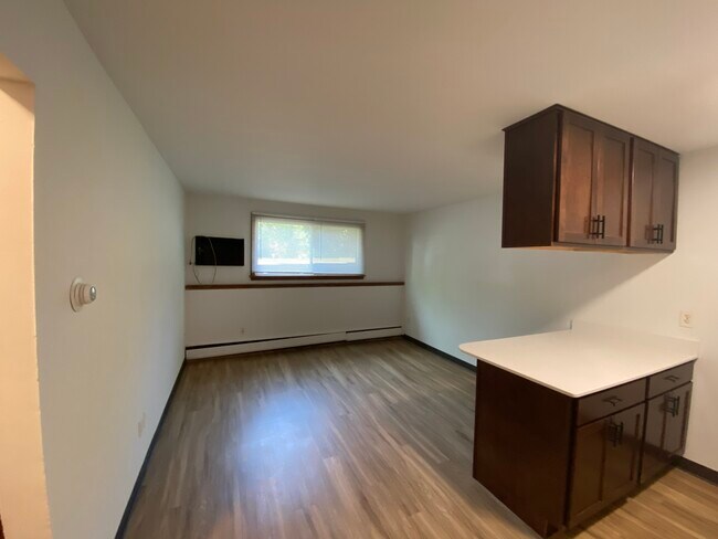 1210-1220 Cambridge St. (Hopkins)