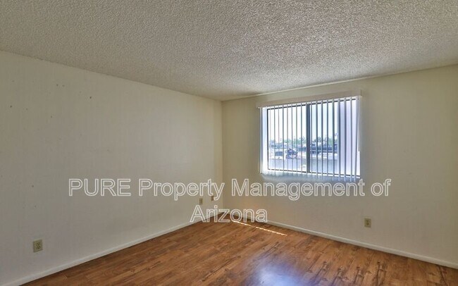 Photo - 231 E 2nd Ave