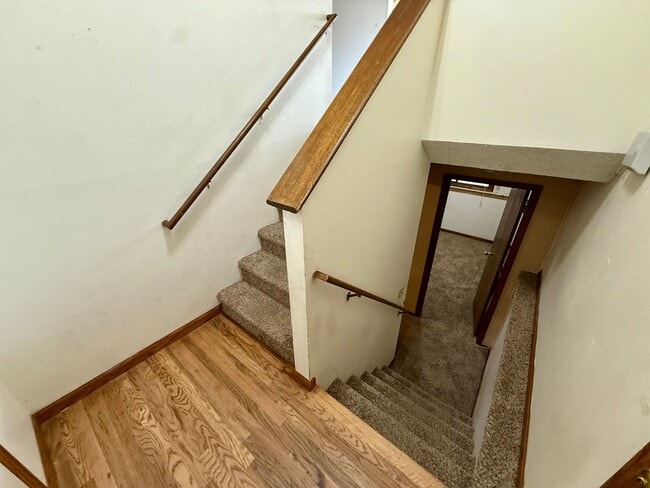 Photo - Large 4 Bedroom/2 Bath Bi-Level Home with attached 2 Car Garage in North Loveland