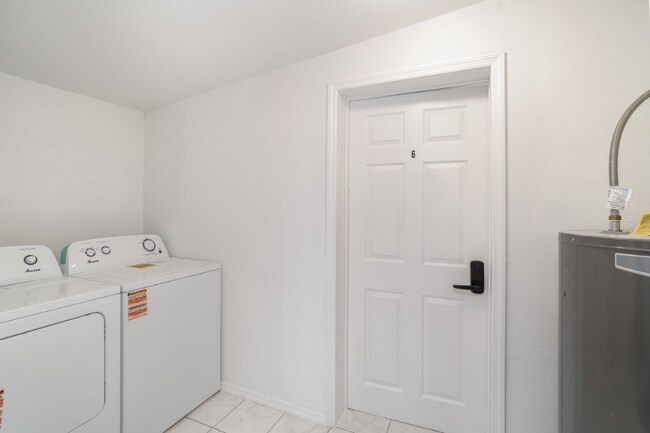 Photo - 221 Duxbury Ave