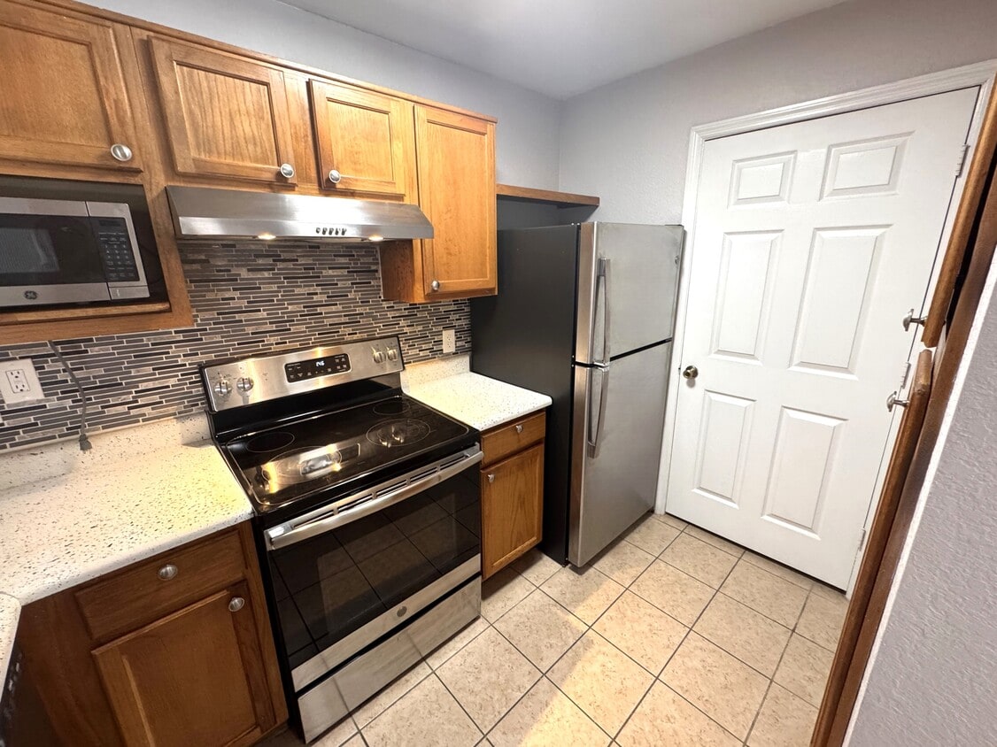 Photo - 3702 Palm Desert Ln (Orlando, FL)