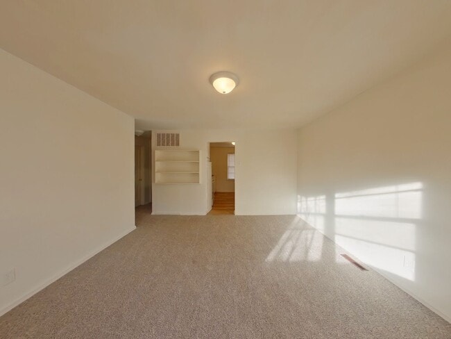 Photo - 3 Bedroom Home