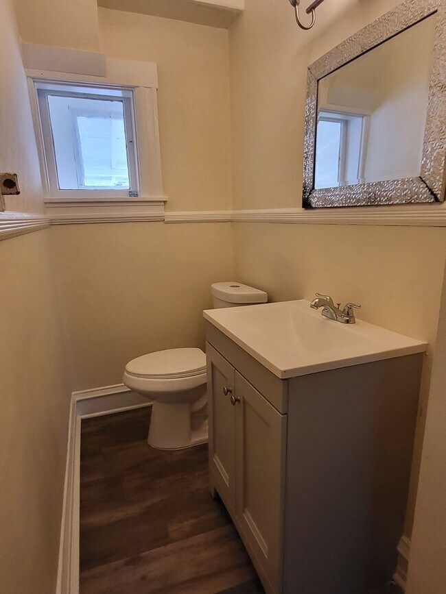 Photo - 23 N Poplar St Unidad Apt 1