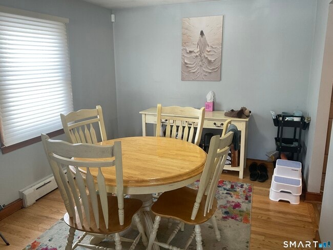 Photo - 83 D'Eramo Pl