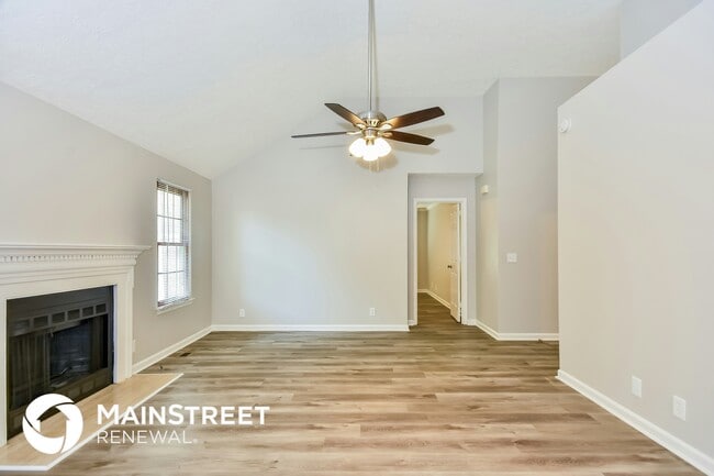 Photo - 206 Nathan Dr