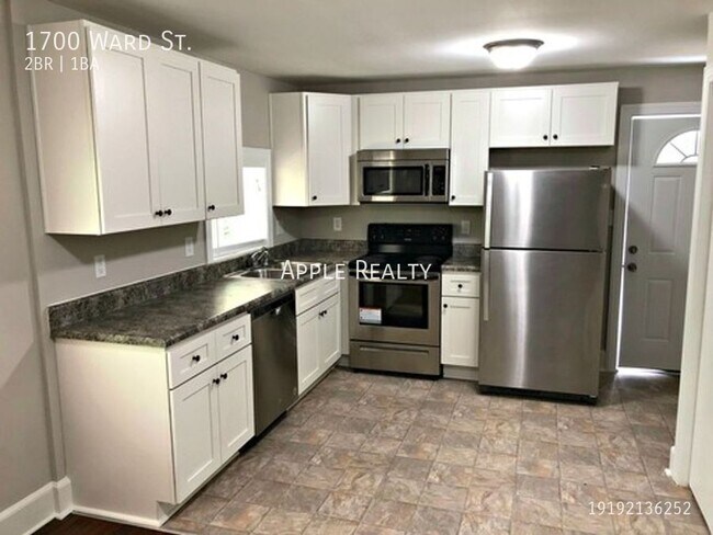 Photo - 1700 Ward St