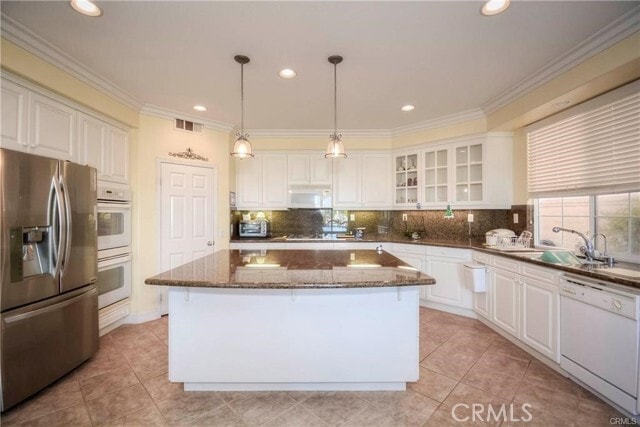 Photo - 45316 St Tisbury St