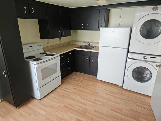 Photo - 234 B Allen St