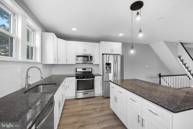 Photo - 4600 Highland Ave