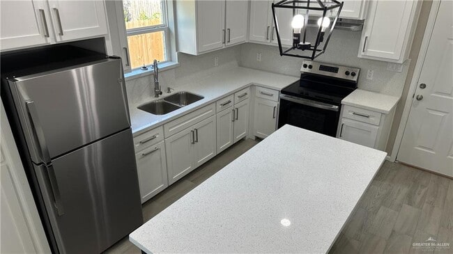 Photo - 14 Chapa Ave